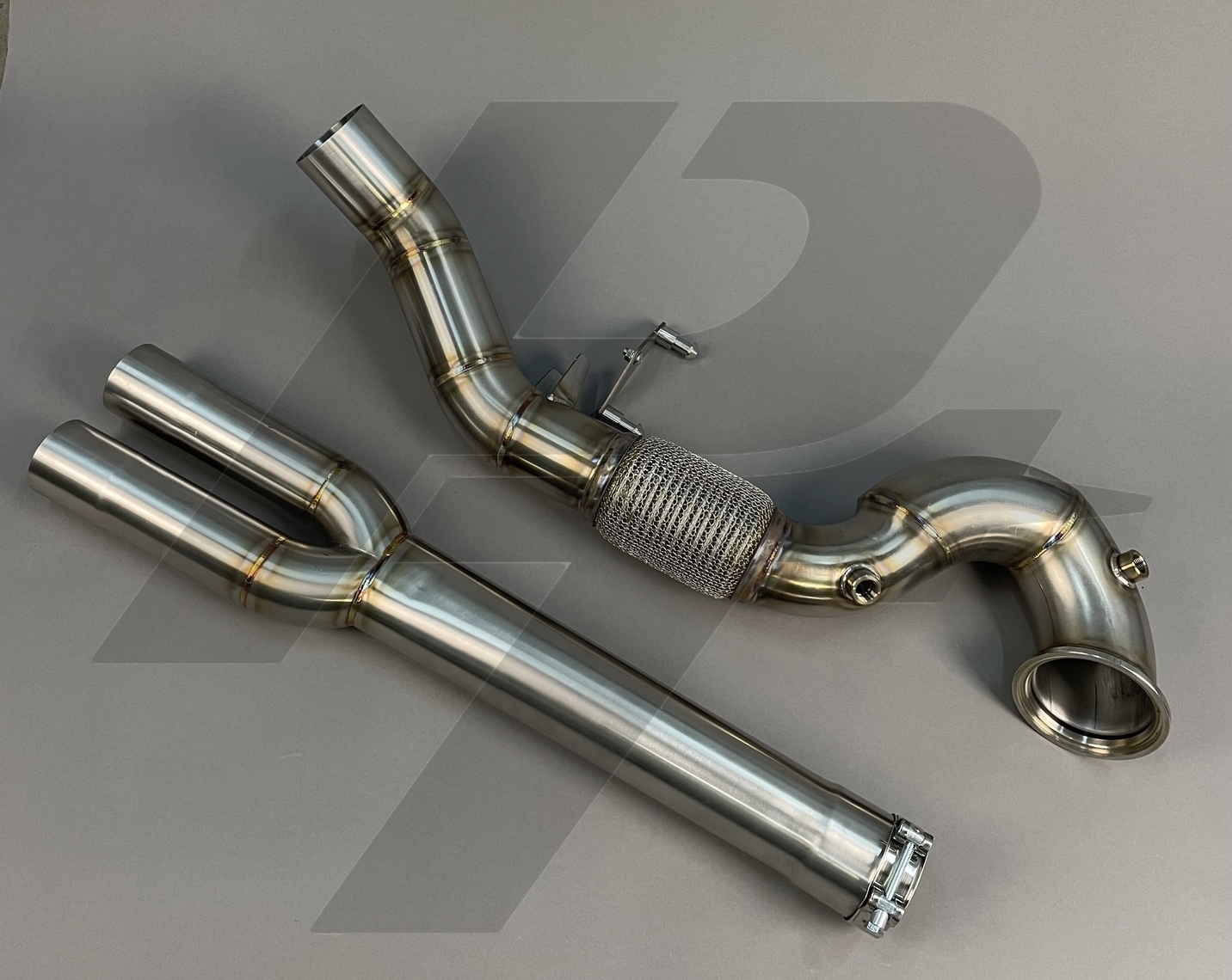 Downpipe audi tt rs